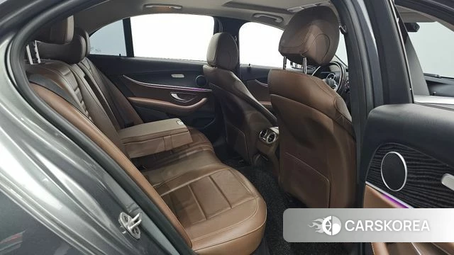 Mercedes-Benz E-Class W213 id 4658215 из Кореи 18