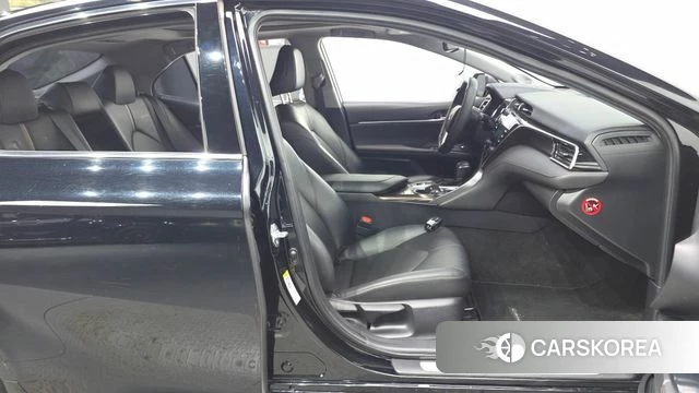 Toyota Camry (XV70) id 4652425 из Кореи 18