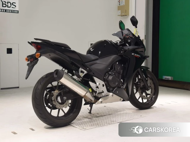 Проданный Honda CBR400R 2015 из Японии, фото 2