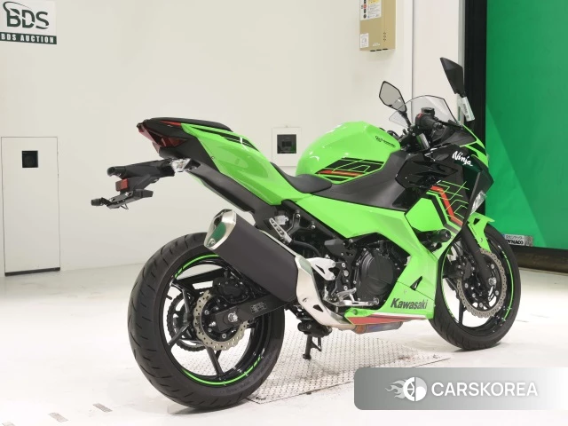 Проданный Kawasaki NINJA 400 2023 из Японии, фото 2
