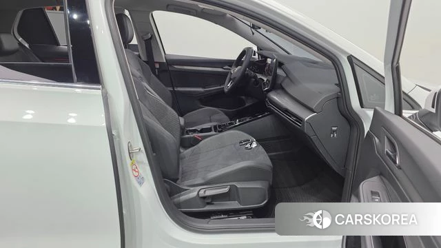 Volkswagen Golf 8th Generation id 4375093 из Кореи 18