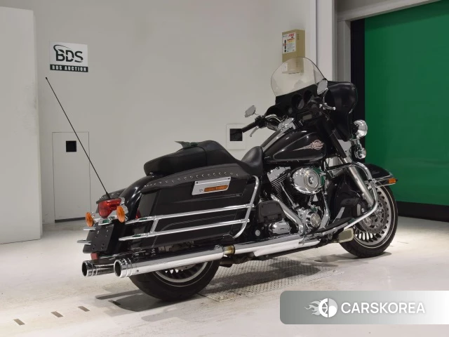 Проданный Harley-Davidson Electra Glide FLHTC1580 2010 из Японии, фото 2