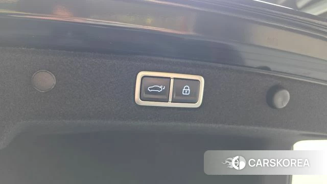 Hyundai Grandeur Hybrid (GN7) id 4249044 из Кореи 18