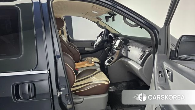 Hyundai The New Grand Starex id 4383892 из Кореи 18