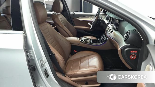 Mercedes-Benz E-Class W213 id 4907821 из Кореи 18