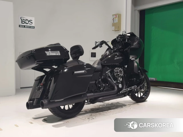 Проданный Harley-Davidson Road Glide FLTRXS1870 2019 из Японии, фото 2