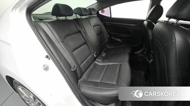 Hyundai Avante AD id 4610478 из Кореи 18