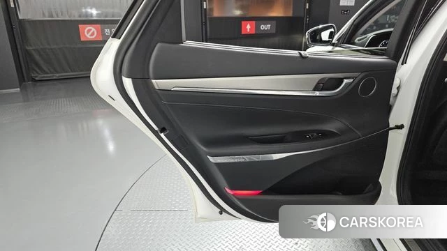 Hyundai The New Grandeur IG id 4759760 из Кореи 18