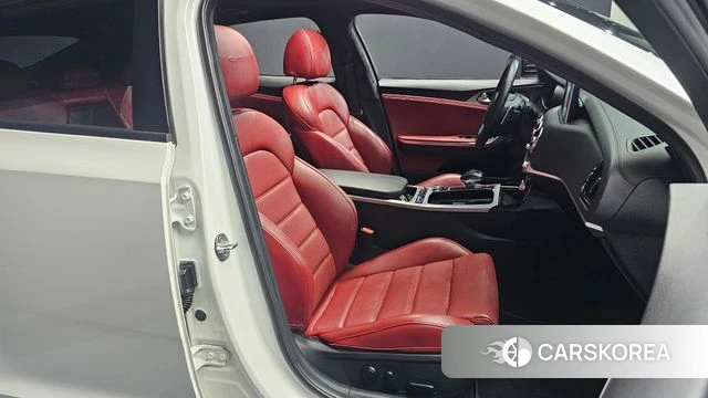 Kia Stinger id 4658372 из Кореи 18
