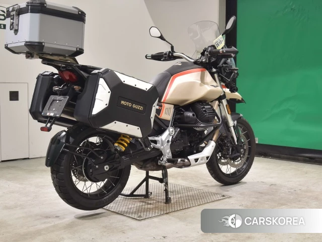 Проданный MOTO GUZZI V85TT id 4158019 из Японии