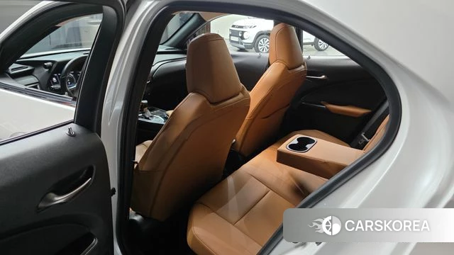 Lexus UX250h id 4458507 из Кореи 18