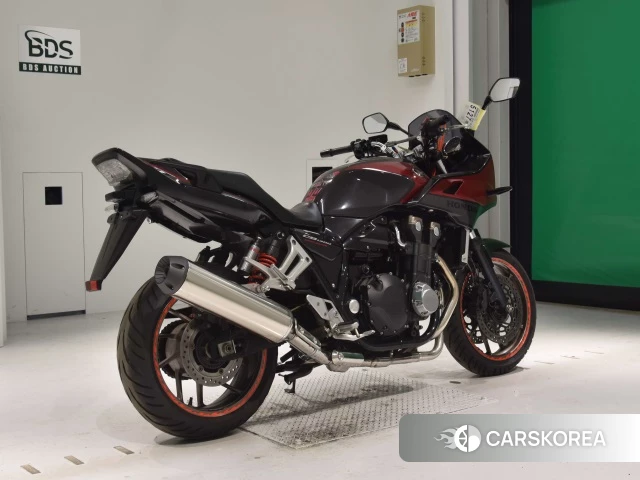 Проданный Honda CB1300SF BOLDOR 2015 из Японии, фото 2