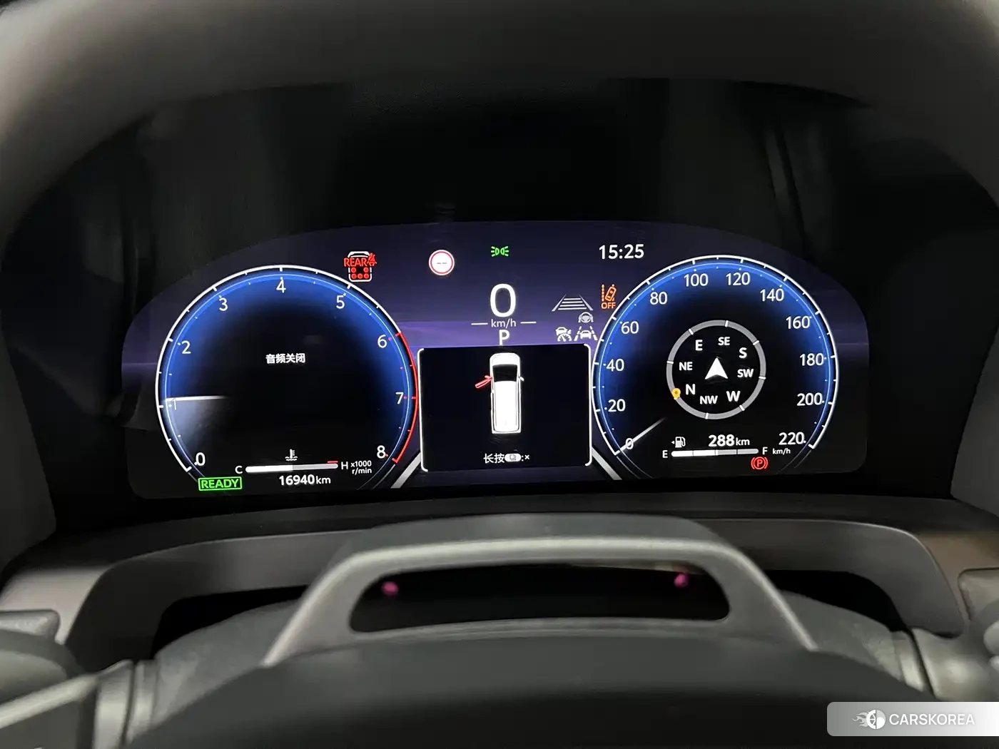 Toyota Elfa id 4606841 из Китая 18