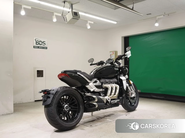 Проданный Triumph ROCKET 3 R 2024 из Японии, фото 2