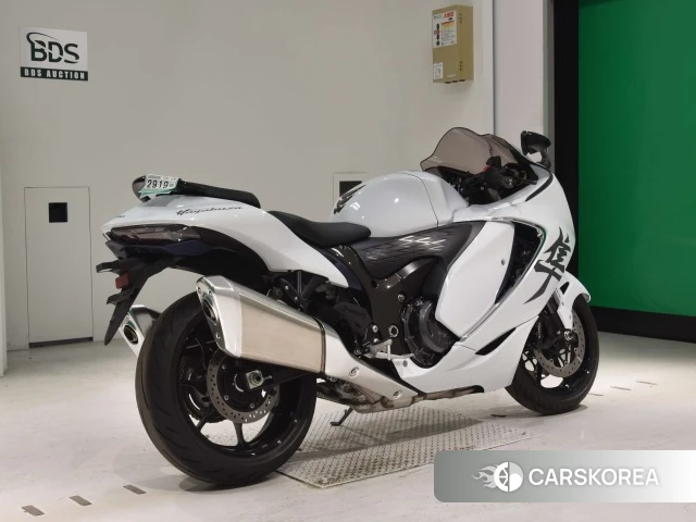 Проданный Suzuki GSX1300R HAYABUSA 2021 из Японии, фото 2