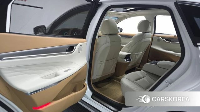 Hyundai The New Grandeur IG Hybrid id 4350318 из Кореи 18