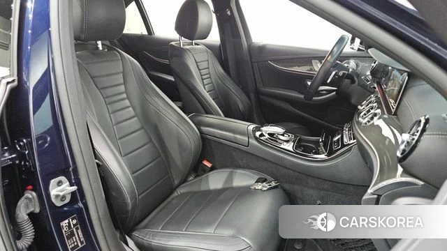 Mercedes-Benz E-Class W213 id 4759828 из Кореи 18