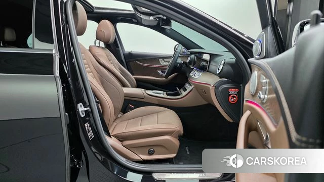 Mercedes-Benz E-Class W213 id 4608461 из Кореи 18