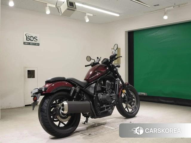 Проданный Honda REBEL 1100 DCT 2021 из Японии, фото 2