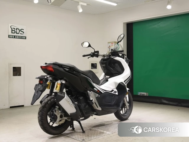 Проданный Honda ADV150 2019 из Японии, фото 2