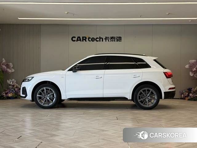 Audi Q5L id 4276051 из Китая 18