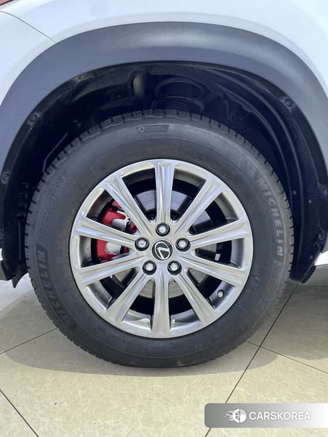 Lexus NX id 4374662 из Китая 18
