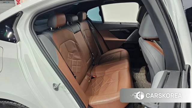 BMW 5 Series (G60) id 4442850 из Кореи 18