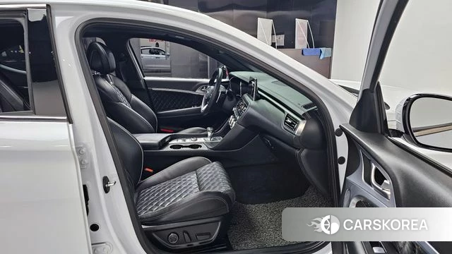Genesis G70 id 4285517 из Кореи 18