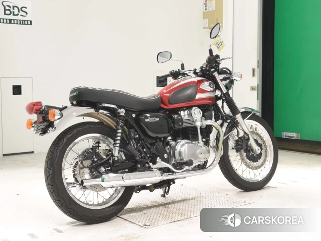 Проданный Kawasaki W800 2022 из Японии