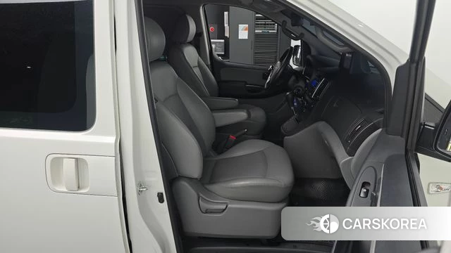 Hyundai The New Grand Starex id 4642297 из Кореи 18