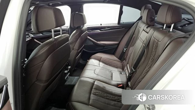 BMW 5 Series (G30) id 4186632 из Кореи 18