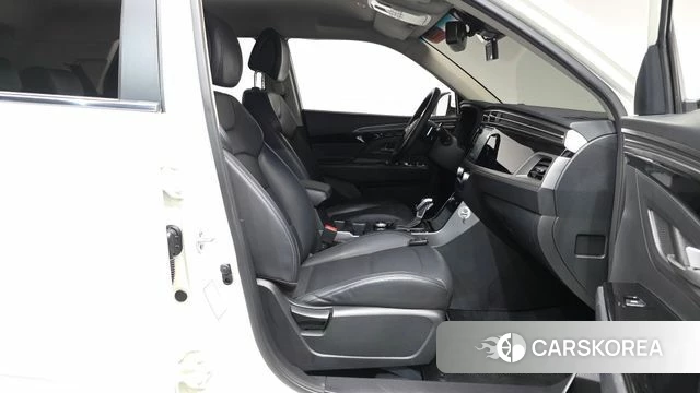 Ssangyong Beautiful Korando id 4422197 из Кореи 18