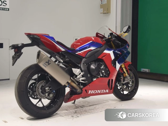 Проданный Honda CBR1000RR-R FIREBLADE SP 2021 из Японии, фото 2