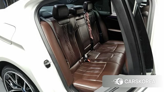 BMW 5 Series (G30) id 4303346 из Кореи 18