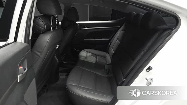 Hyundai The New Avante AD id 4471243 из Кореи 18