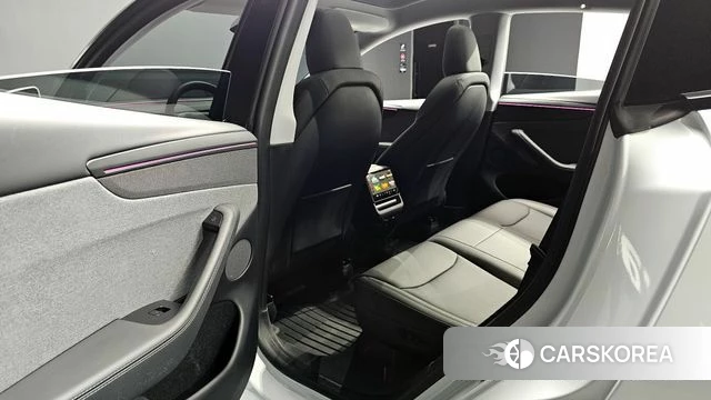 Tesla Model Y id 4329379 из Кореи 18