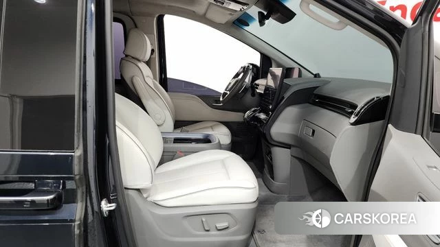 Hyundai Staria id 4250052 из Кореи 18