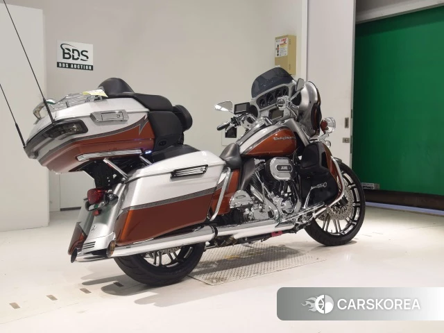 Проданный Harley-Davidson Electra Glide FLHTKSE1800 CVO 2014 из Японии