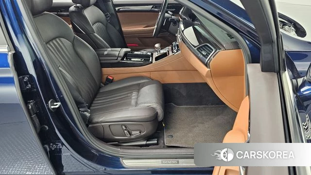 Genesis G90 id 4626000 из Кореи 18