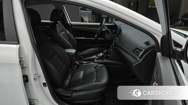Hyundai Avante AD id 4417269 из Кореи 18