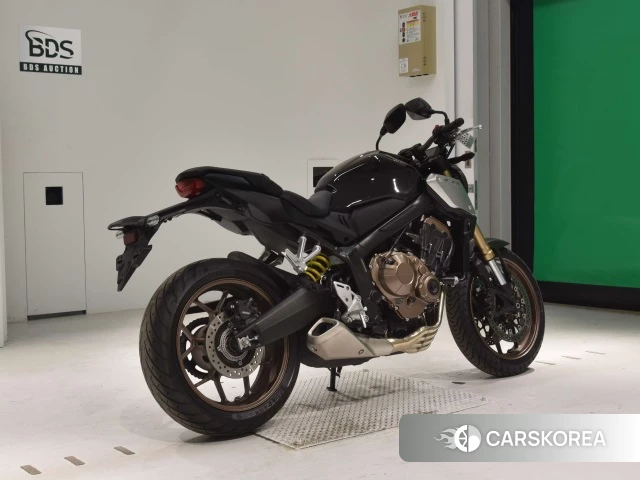 Проданный Honda CB650R 2019 из Японии, фото 2