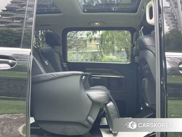 Mercedes-Benz V-class id 4228508 из Китая 18