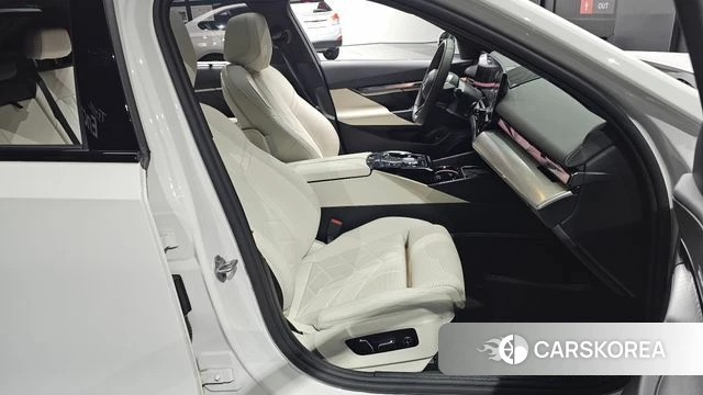 BMW i5 (G60) id 4725046 из Кореи 18