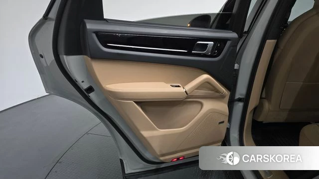 Porsche Cayenne (PO536) id 4389603 из Кореи 18