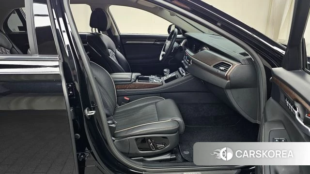 Genesis G90 id 4631906 из Кореи 18