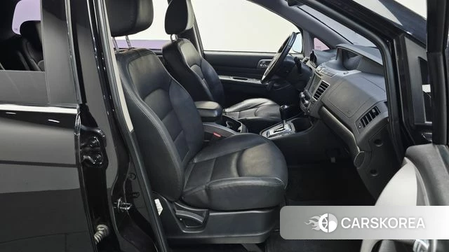 Ssangyong Korando Turismo id 4520887 из Кореи 18