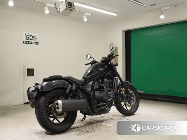 Проданный Honda REBEL 1100 DCT 2021 из Японии, фото 2