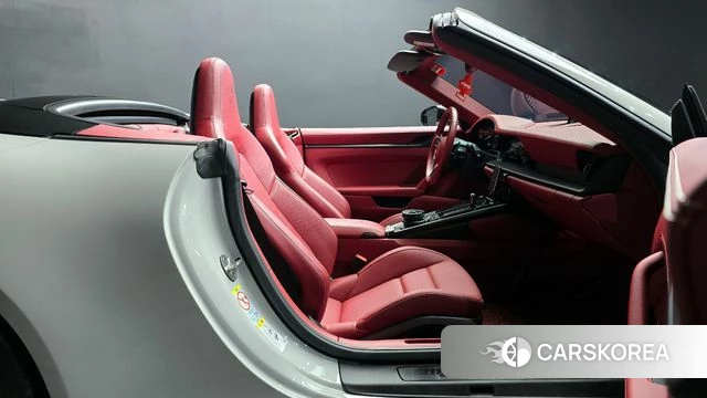 Porsche 911(992) id 4281001 из Кореи 18