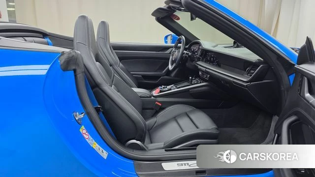 Porsche 911(992) id 4375743 из Кореи 18