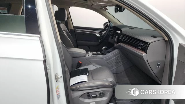 Volkswagen Touareg 3rd generation id 4608385 из Кореи 18
